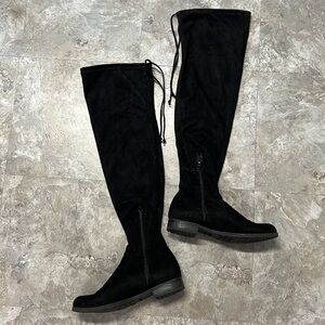 UNISA OVER THE KNEE BLACK BOOTS SIZE 6 1/2
